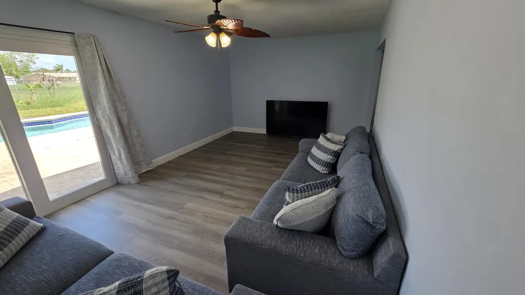 2209 SE East Dunbrooke Circle Port St Lucie FL 34952