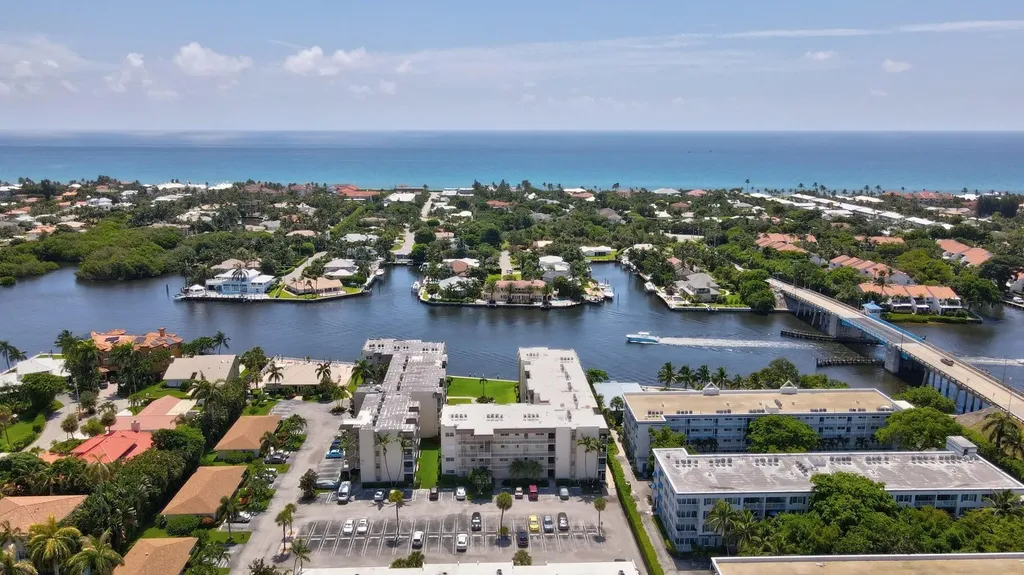 650 Snug Harbor Drive Boynton Beach FL 33435