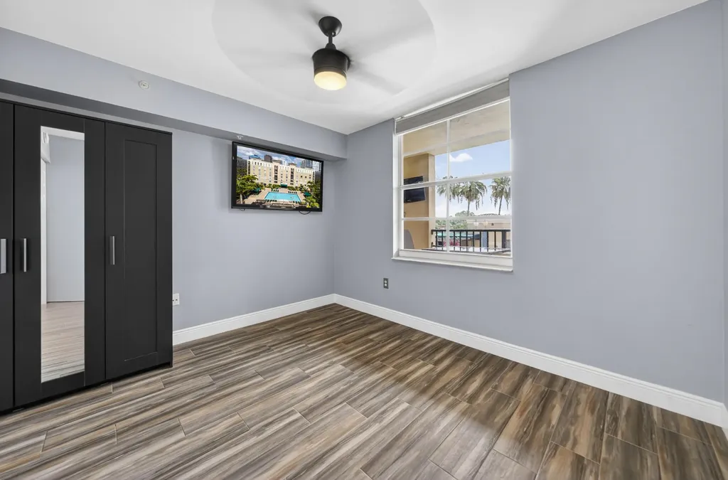 520 SE 5th Avenue Fort Lauderdale FL 33301
