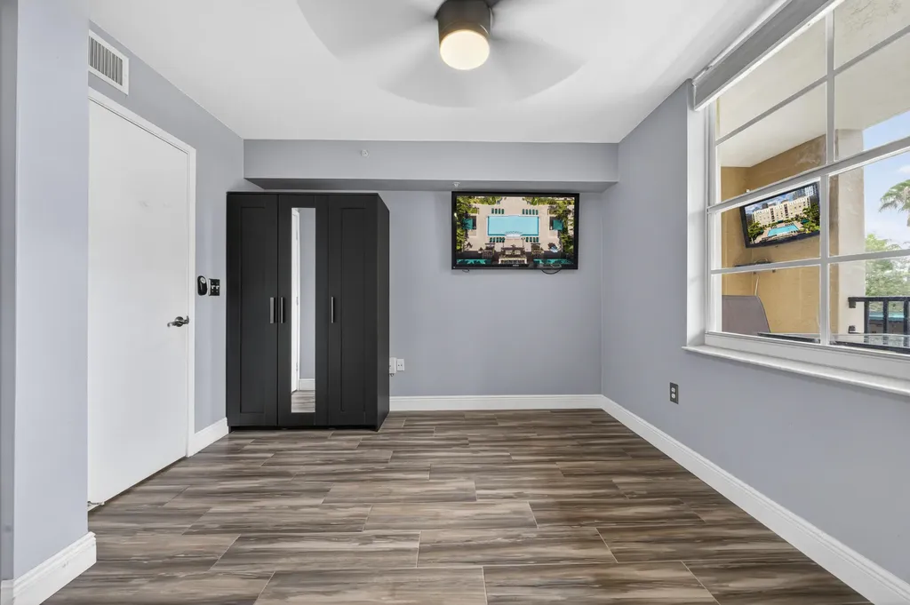 520 SE 5th Avenue Fort Lauderdale FL 33301