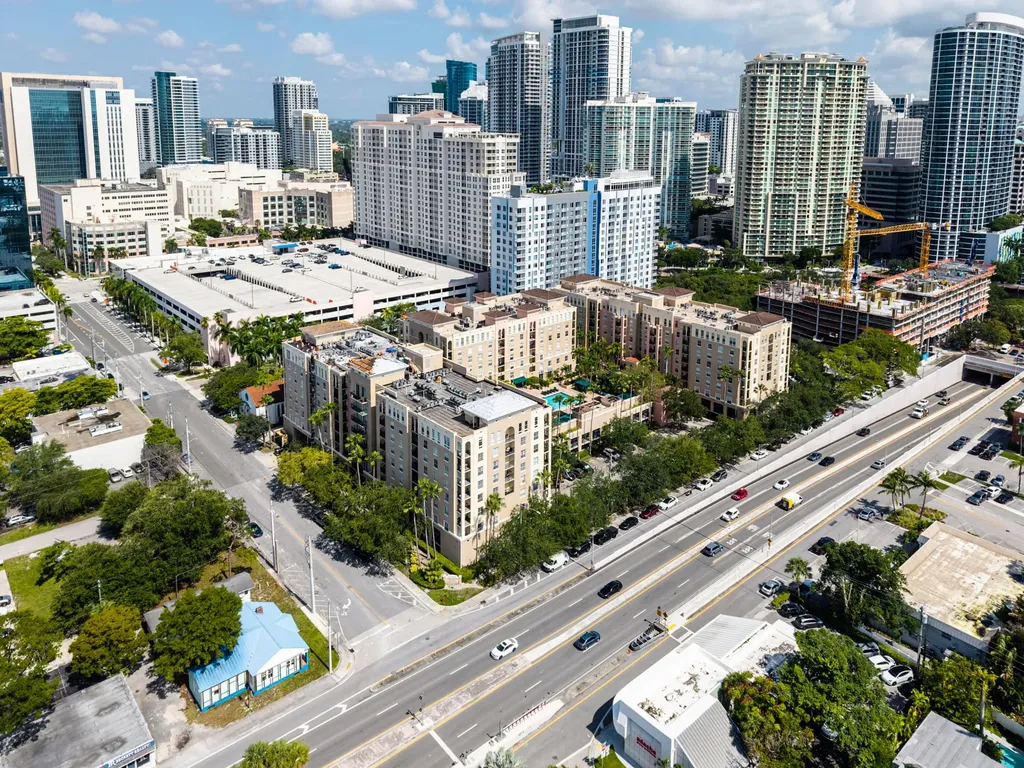 520 SE 5th Avenue Fort Lauderdale FL 33301