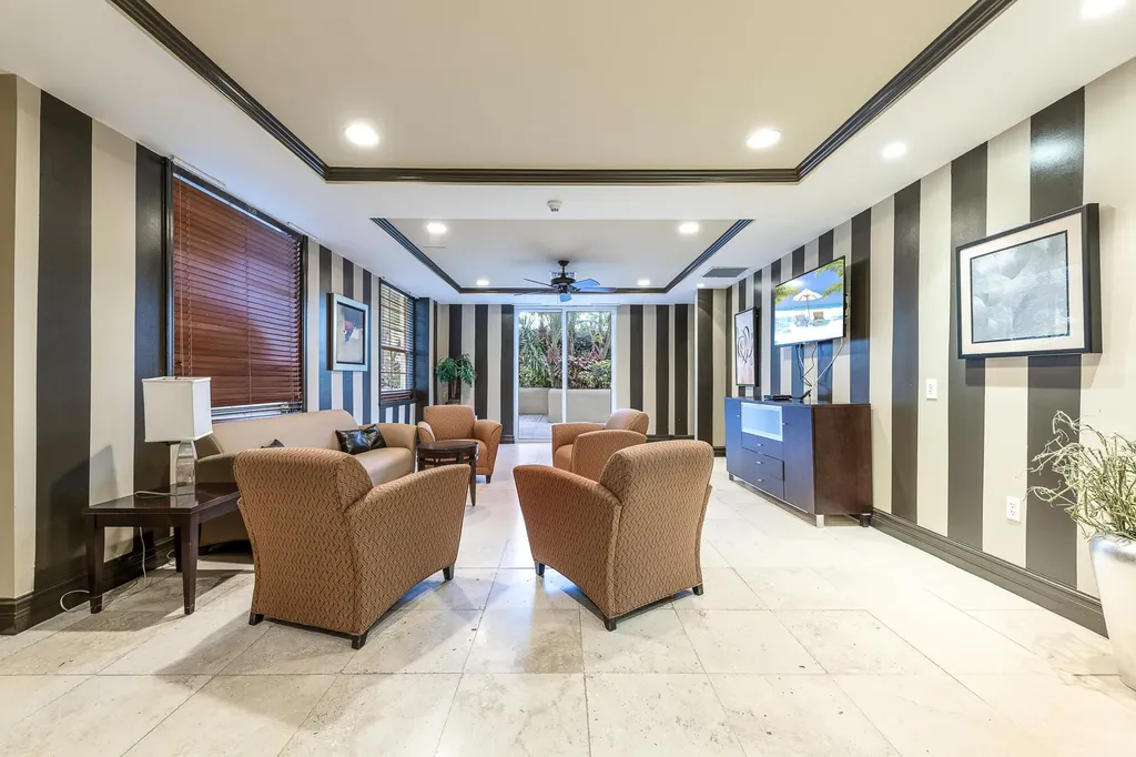 520 SE 5th Avenue Fort Lauderdale FL 33301