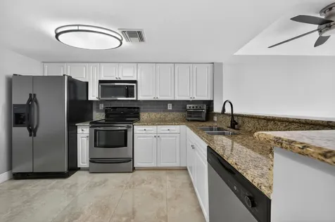 520 SE 5th Avenue Fort Lauderdale FL 33301