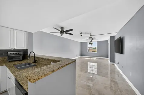 520 SE 5th Avenue Fort Lauderdale FL 33301