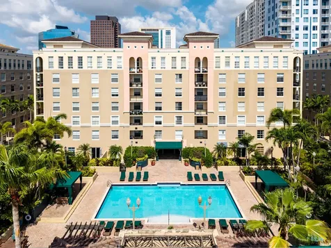 520 SE 5th Avenue Fort Lauderdale FL 33301