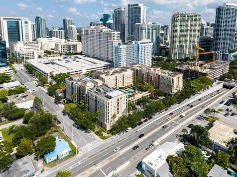 520 SE 5th Avenue Fort Lauderdale FL 33301