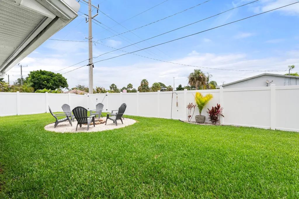 701 SE Dolphin Drive Stuart FL 34996
