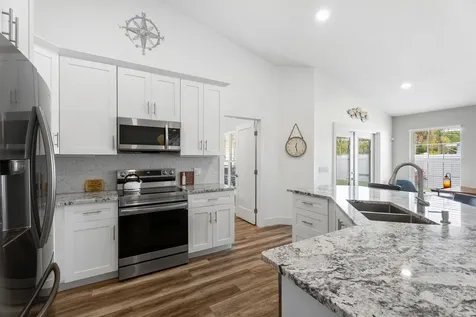 701 SE Dolphin Drive Stuart FL 34996