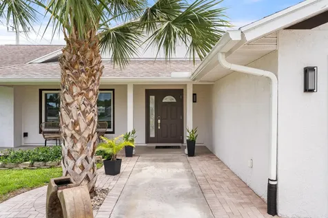701 SE Dolphin Drive Stuart FL 34996