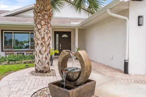 701 SE Dolphin Drive Stuart FL 34996