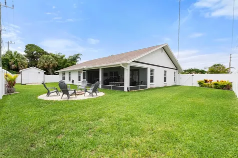 701 SE Dolphin Drive Stuart FL 34996