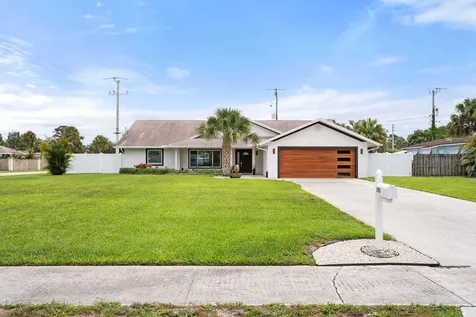 701 SE Dolphin Drive Stuart FL 34996