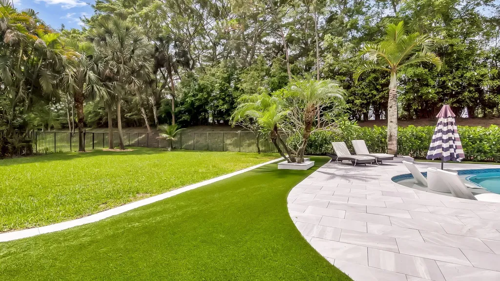 9512 Barletta Winds Point Delray Beach FL 33446