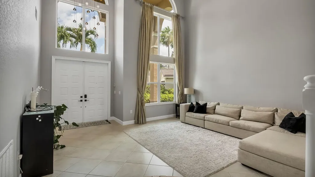9512 Barletta Winds Point Delray Beach FL 33446