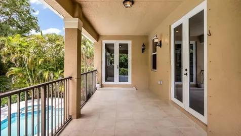 9512 Barletta Winds Point Delray Beach FL 33446