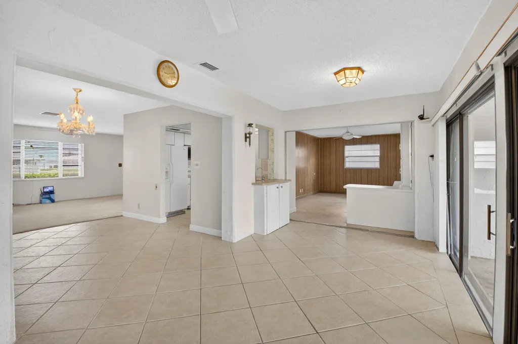 1998 Campanelli Boulevard Boynton Beach FL 33426