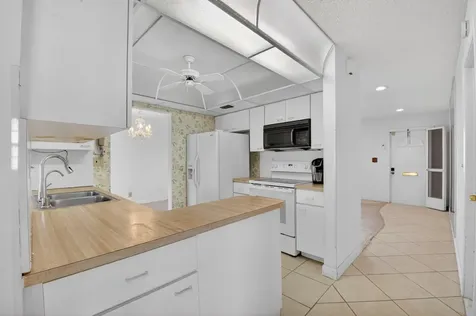 1998 Campanelli Boulevard Boynton Beach FL 33426