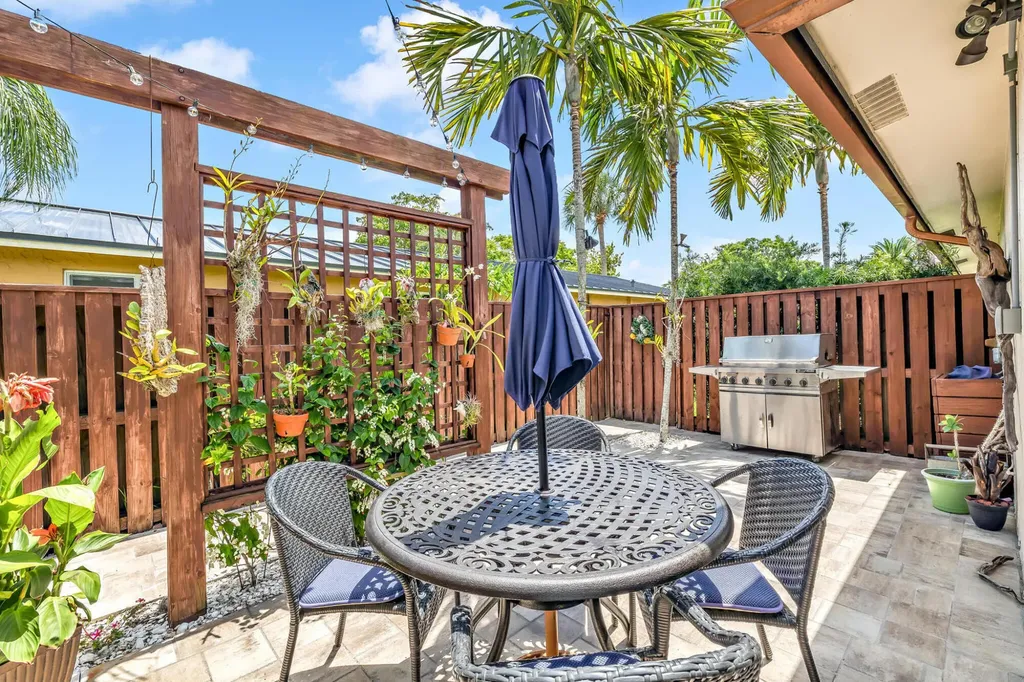 1779 NW 88th Way Coral Springs FL 33071