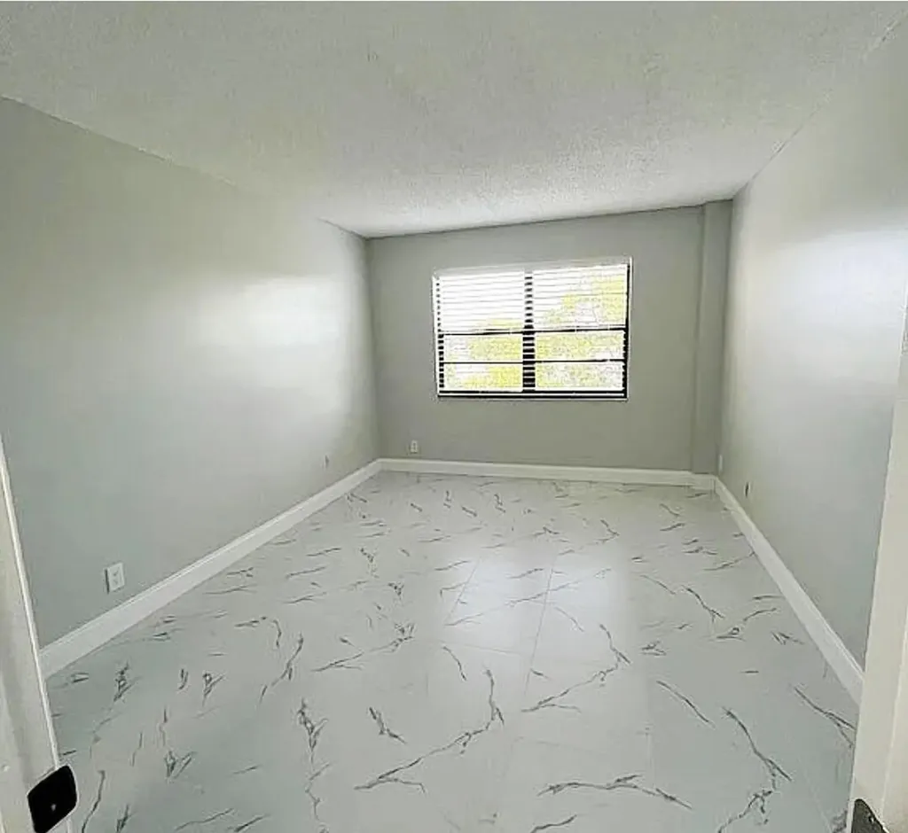 4640 W Lucerne Lakes Boulevard Lake Worth FL 33467