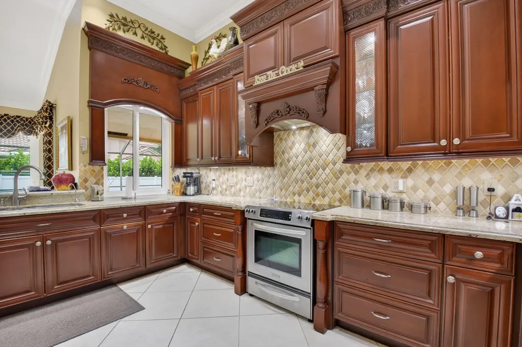 2931 NW 25th Way Boca Raton FL 33434