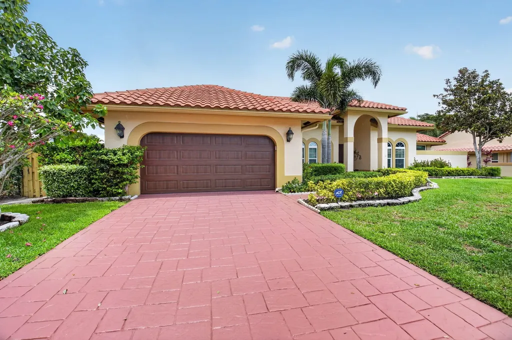 2931 NW 25th Way Boca Raton FL 33434