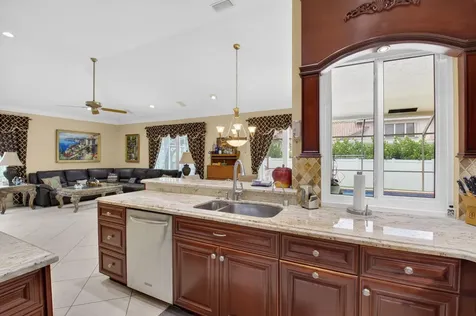 2931 NW 25th Way Boca Raton FL 33434