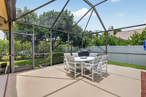 2931 NW 25th Way Boca Raton FL 33434