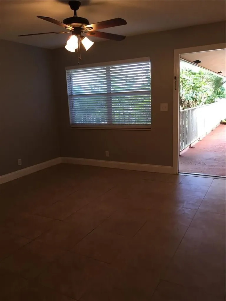 2016 NE 17th Court Fort Lauderdale FL 33305