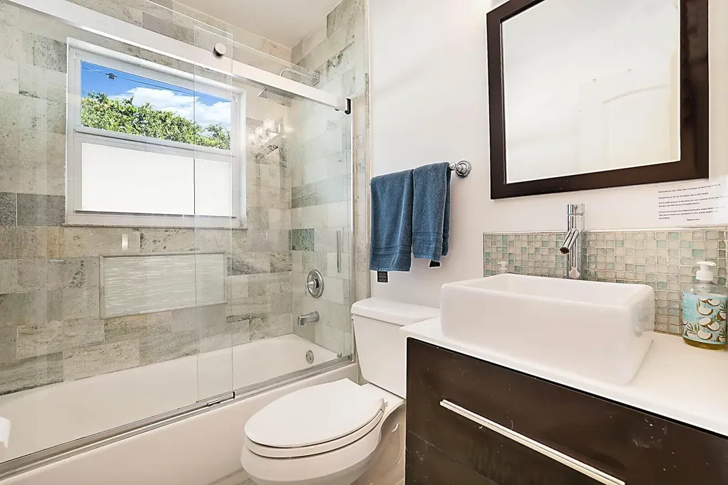 338 NE 7th Avenue Delray Beach FL 33483