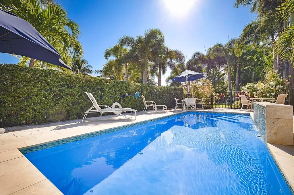 338 NE 7th Avenue Delray Beach FL 33483