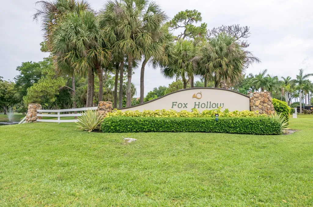 7705 Forest Green Lane Boynton Beach FL 33436