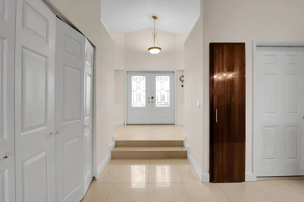 7705 Forest Green Lane Boynton Beach FL 33436