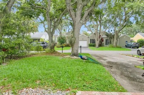 7705 Forest Green Lane Boynton Beach FL 33436