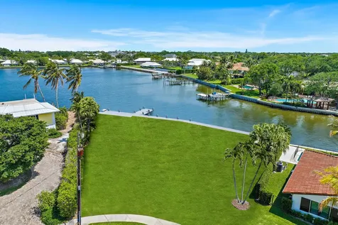 1454 Point Way North Palm Beach FL 33408