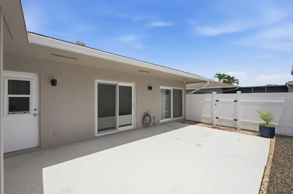 14832 Wildflower Lane Delray Beach FL 33446