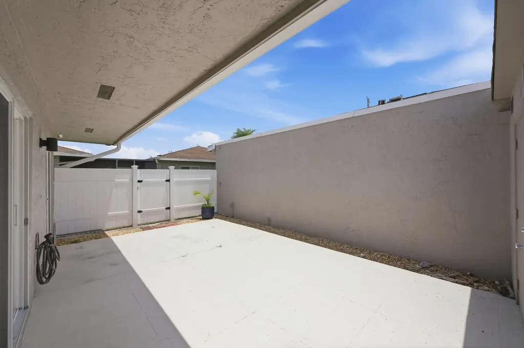 14832 Wildflower Lane Delray Beach FL 33446
