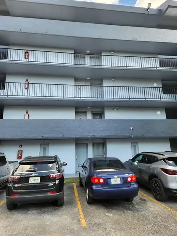 210 Fontainebleau Boulevard Miami FL 33172