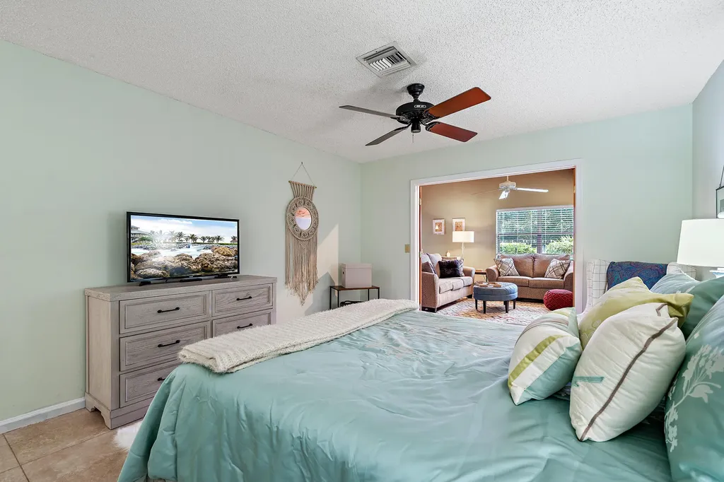 500 Oak Shadow Way Wellington FL 33414