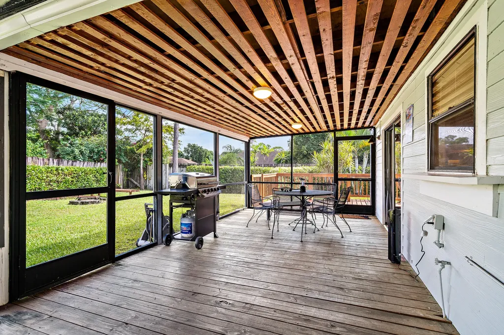 500 Oak Shadow Way Wellington FL 33414