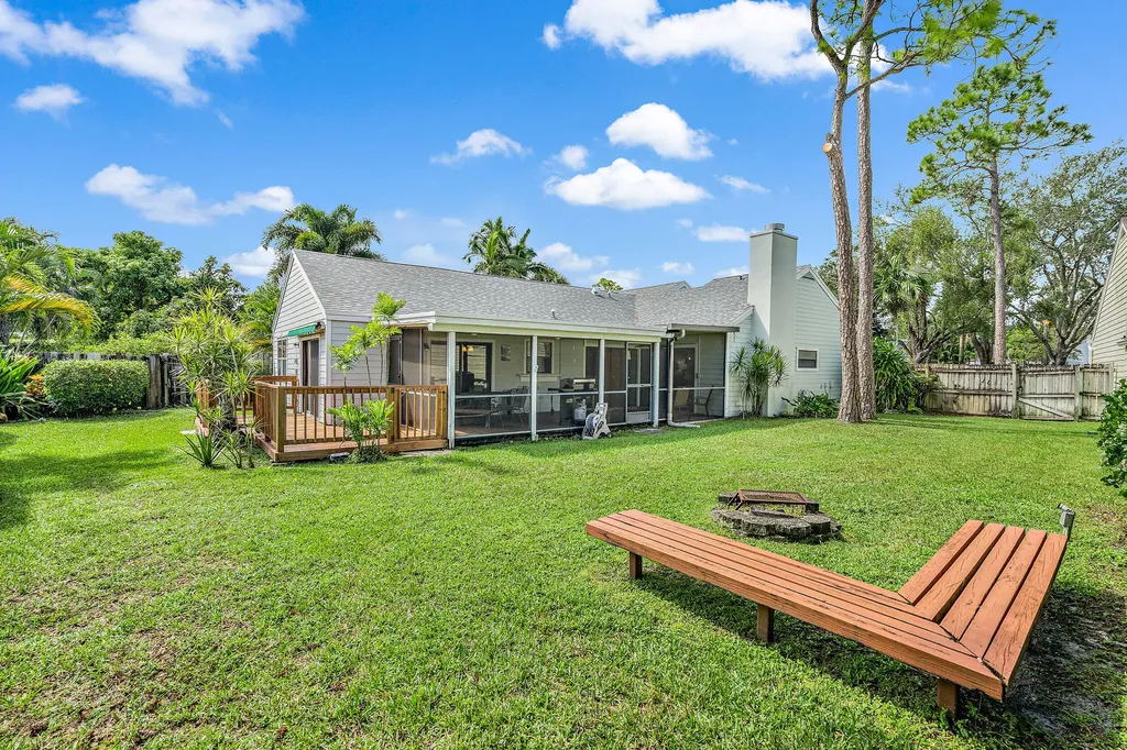 500 Oak Shadow Way Wellington FL 33414