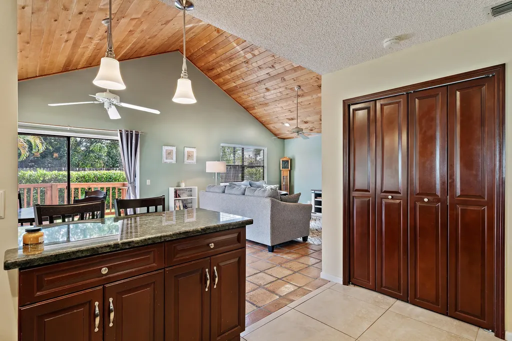 500 Oak Shadow Way Wellington FL 33414