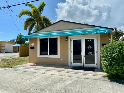 2017 Ave D Fort Pierce FL 34950