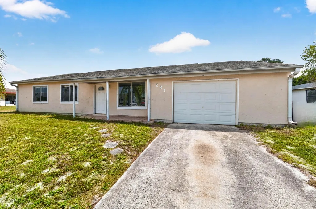 261 SW Cherryhill Road Port St Lucie FL 34953