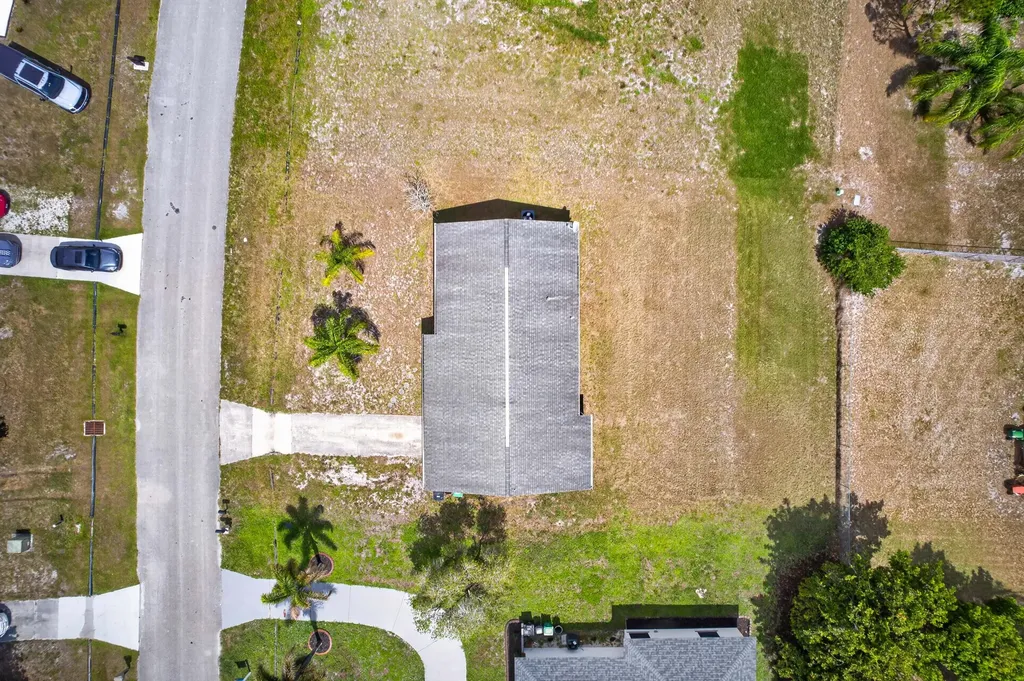 261 SW Cherryhill Road Port St Lucie FL 34953