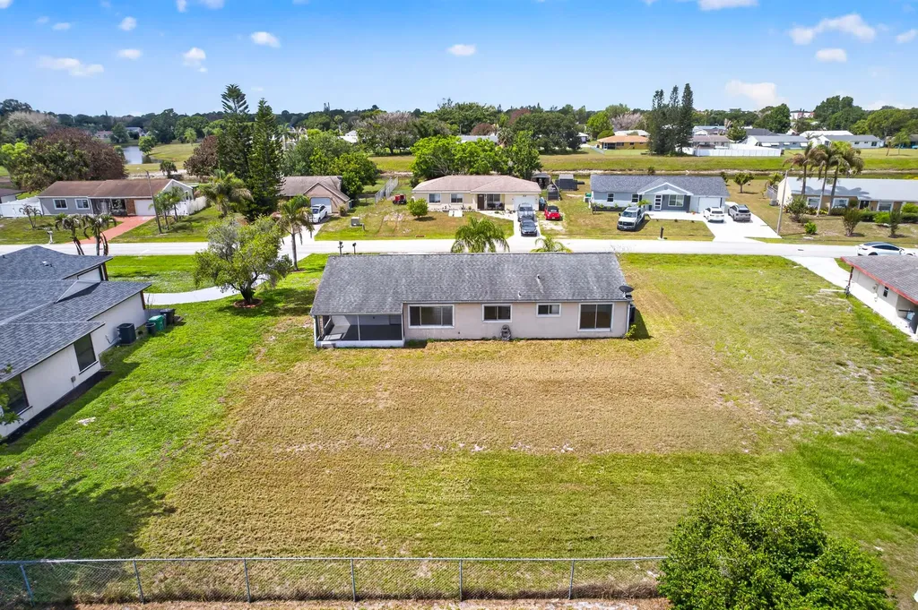 261 SW Cherryhill Road Port St Lucie FL 34953