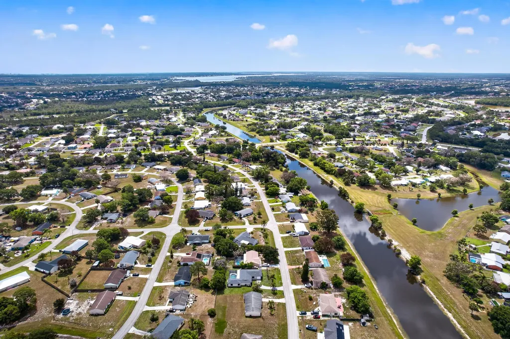 261 SW Cherryhill Road Port St Lucie FL 34953