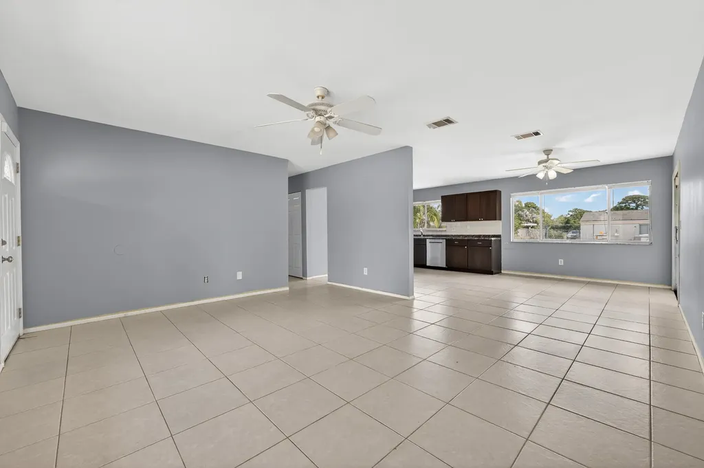 261 SW Cherryhill Road Port St Lucie FL 34953