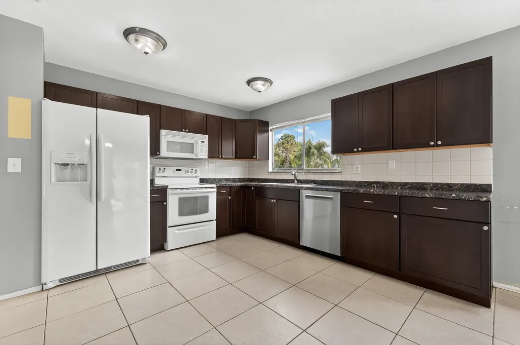 261 SW Cherryhill Road Port St Lucie FL 34953