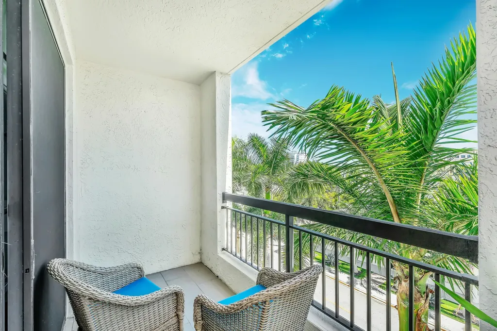 233 S Federal Highway Boca Raton FL 33432