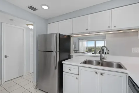801 S Federal Highway Pompano Beach FL 33062